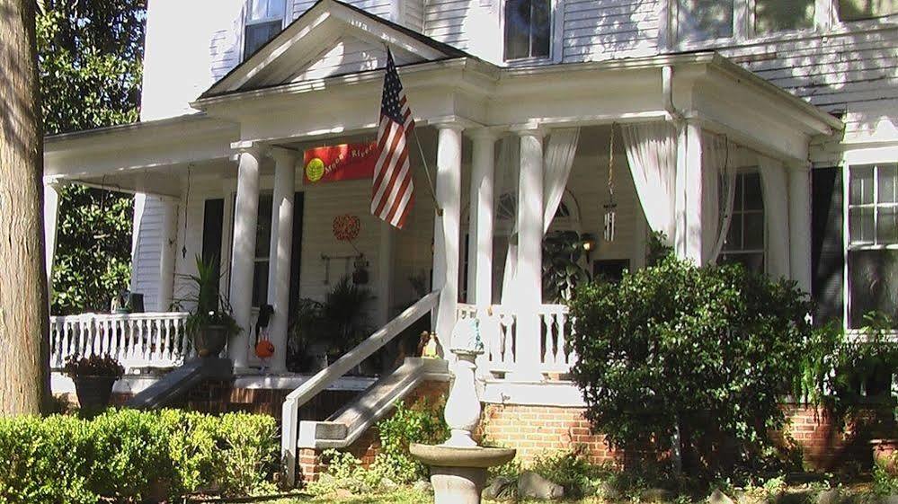 Inn Upon Moon River Plantation Chester Eksteriør billede
